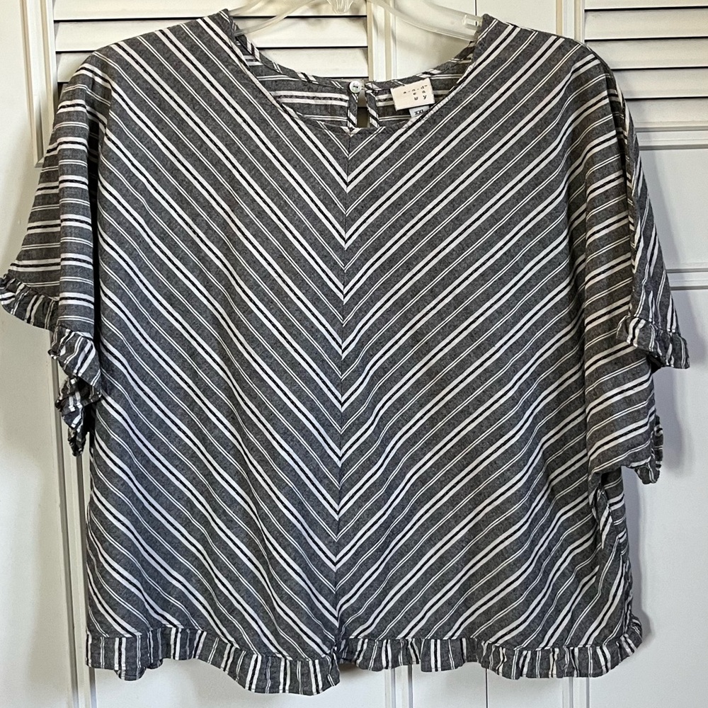 A New Day Black and White Striped  Slightly Cropped Linen Top Sz XXL